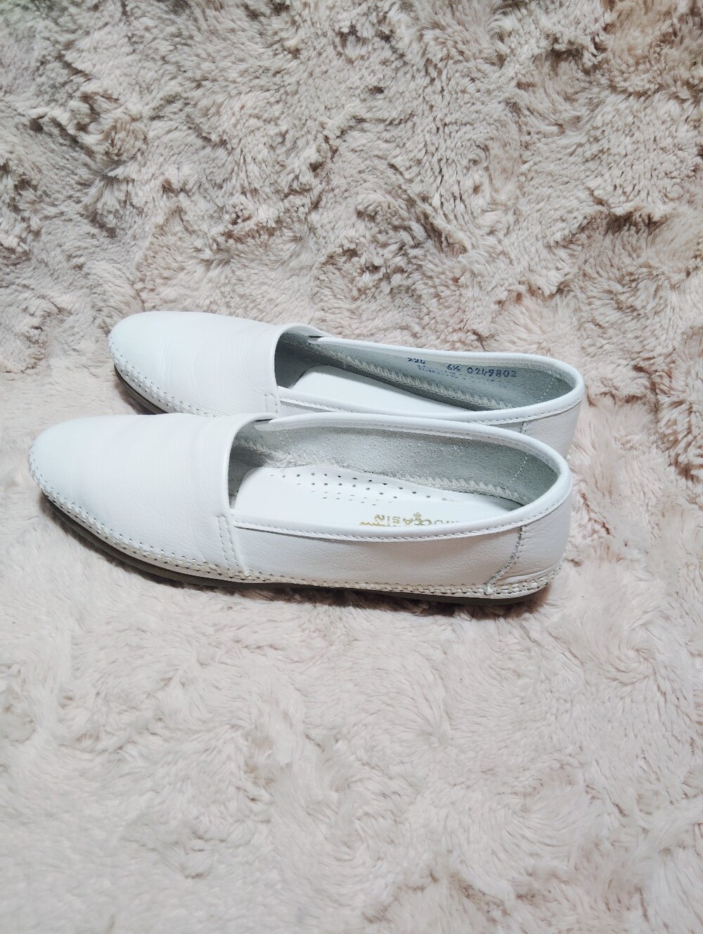 Minnetonka White Leather Slip-On Loafers - Picture 3 of 7